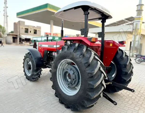 Massive 290 4WD SE Tractors For Sale In Malawi