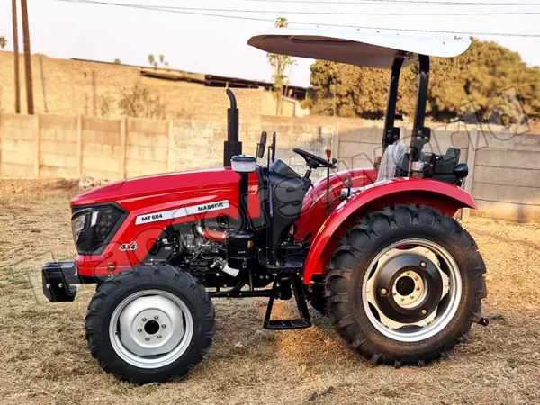 Massive MT-604 Tractor