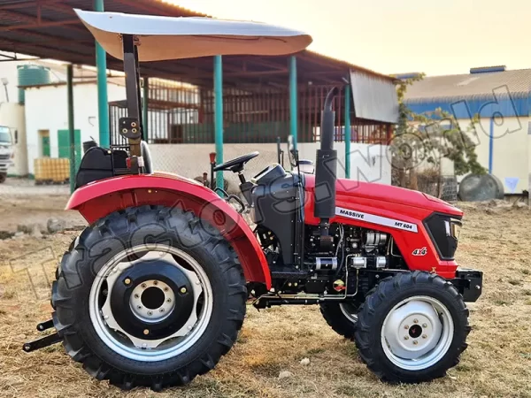 Massive MT-604 Tractor