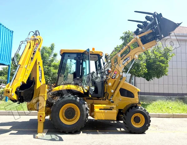 Massive 3CX Side Shift Backhoe Loader In Malawi
