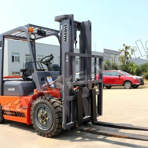 Massive CPCD35 Forklift In Malawi