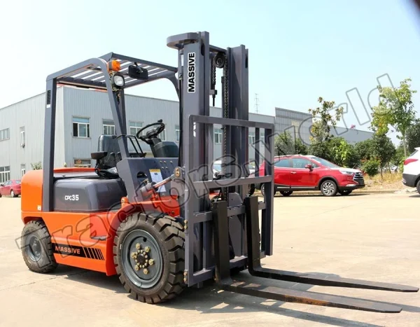 Massive CPCD35 Forklift In Malawi