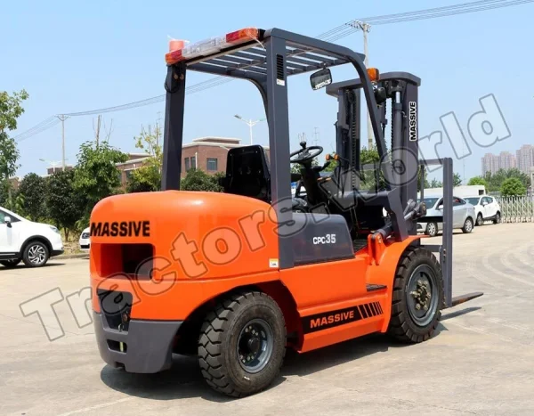 Massive CPCD35 Forklift In Malawi
