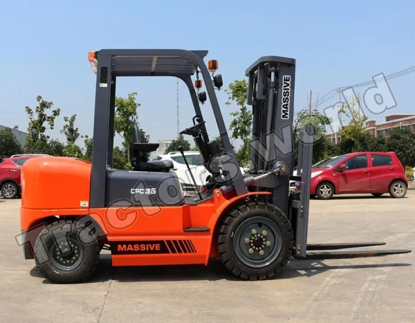 Massive CPCD35 Forklift In Malawi